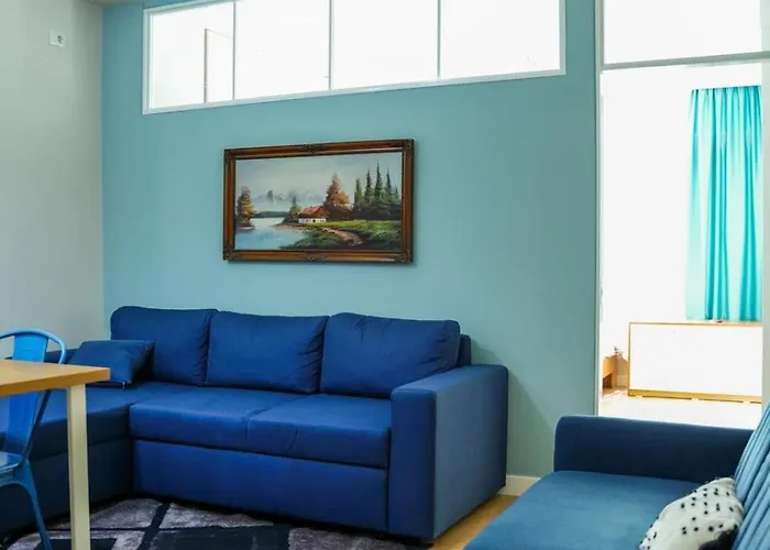 Apartment Albanian Dream Escape Golem (Tirana)